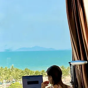Отель Waikiki Дананг